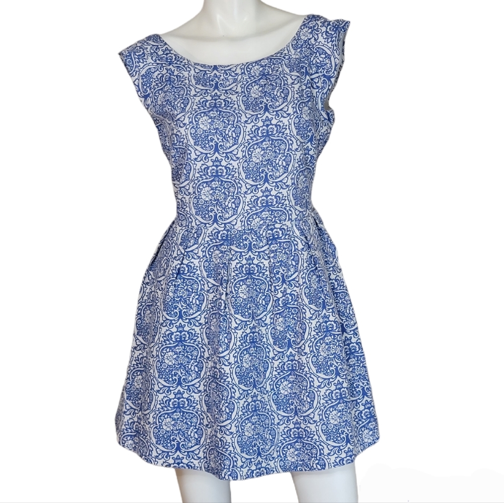 Miss Cherry 100% Linen Blue China Print Scoop Back Babydoll Dress, EUC, size 12